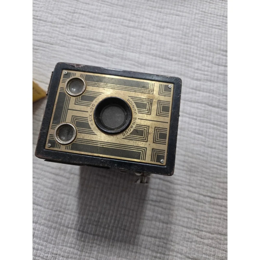 Vintage Brownie Hawkeye Camera Flash Model Eastman Kodak Company Collectible